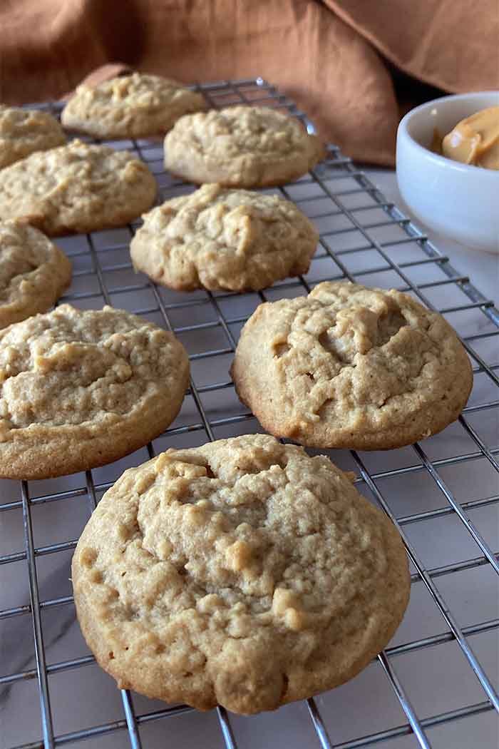 easy soft peanut butter cookies